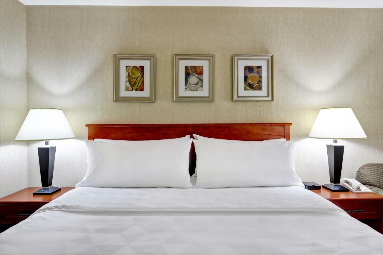 Holiday Inn Guelph Hotel & Conference Centre, An Ihg Hotel Zewnętrze zdjęcie