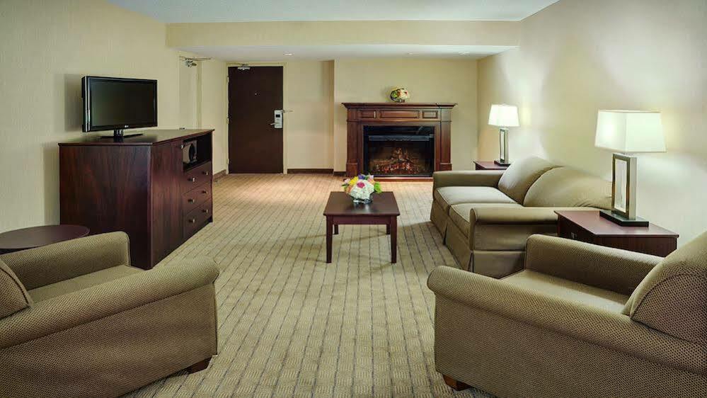 Holiday Inn Guelph Hotel & Conference Centre, An Ihg Hotel Zewnętrze zdjęcie