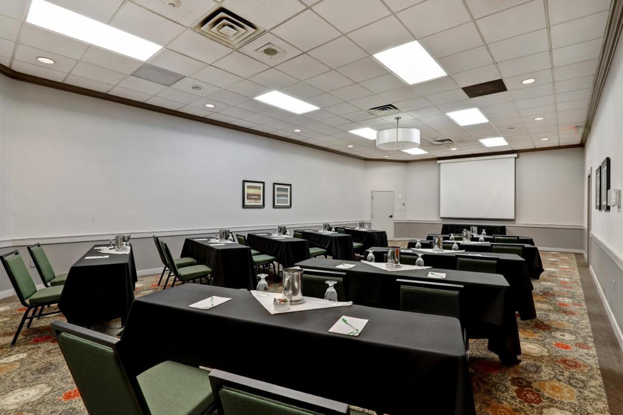 Holiday Inn Guelph Hotel & Conference Centre, An Ihg Hotel Zewnętrze zdjęcie