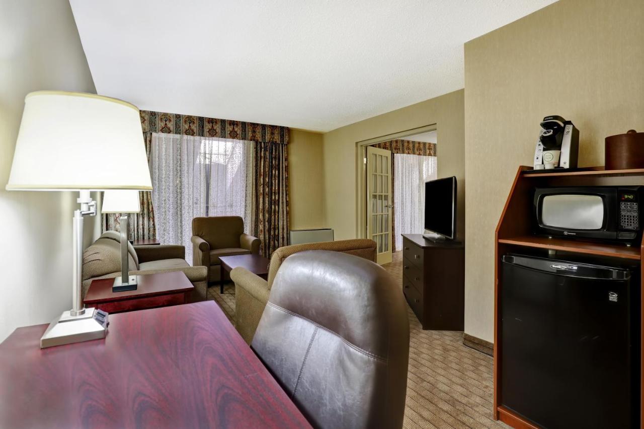 Holiday Inn Guelph Hotel & Conference Centre, An Ihg Hotel Zewnętrze zdjęcie