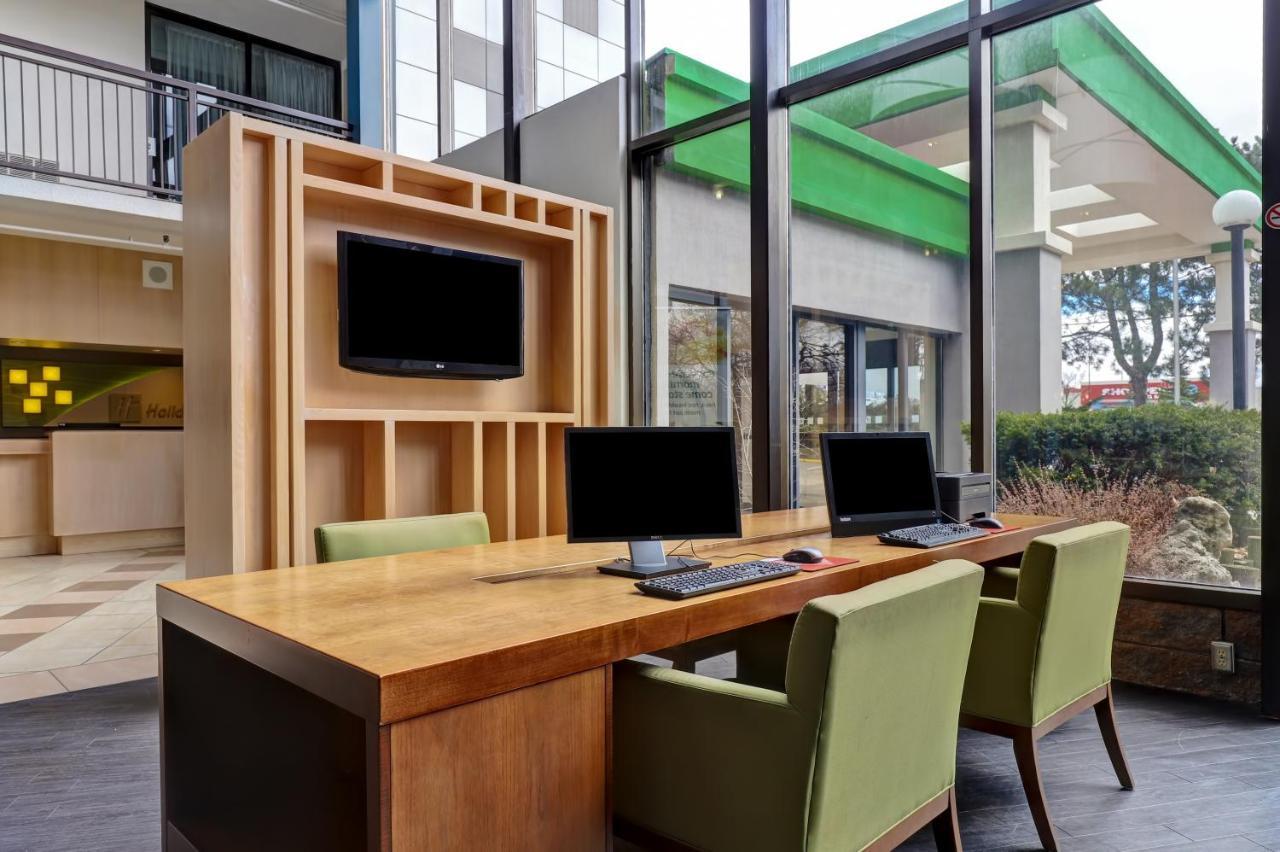 Holiday Inn Guelph Hotel & Conference Centre, An Ihg Hotel Zewnętrze zdjęcie